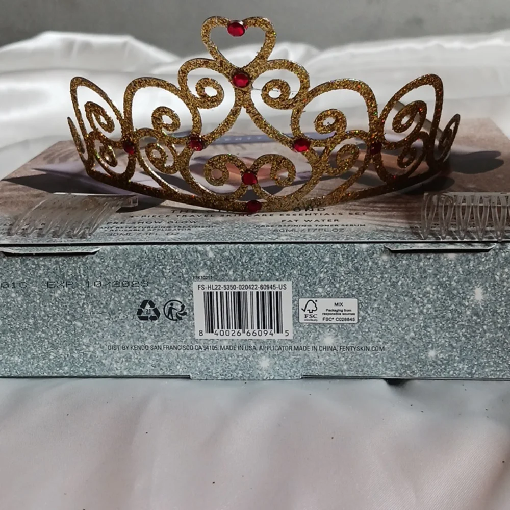 Roal crowns
